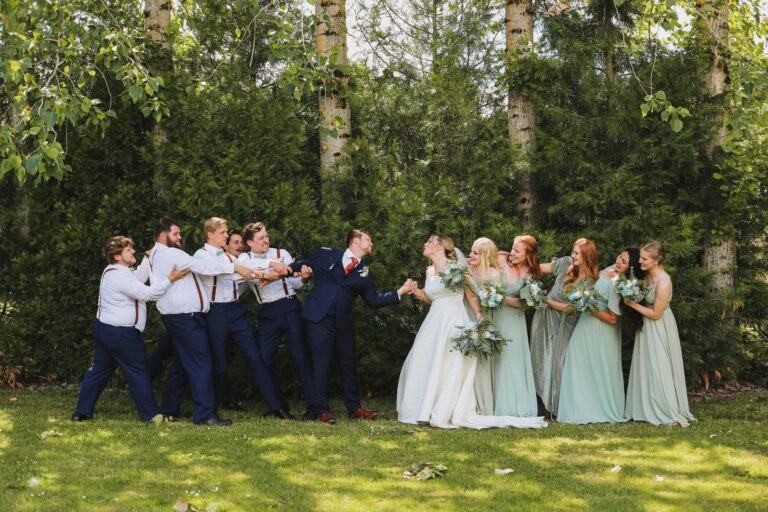 How to Choose Your Wedding Party Without Hurting Feelings: A Helpful Guide